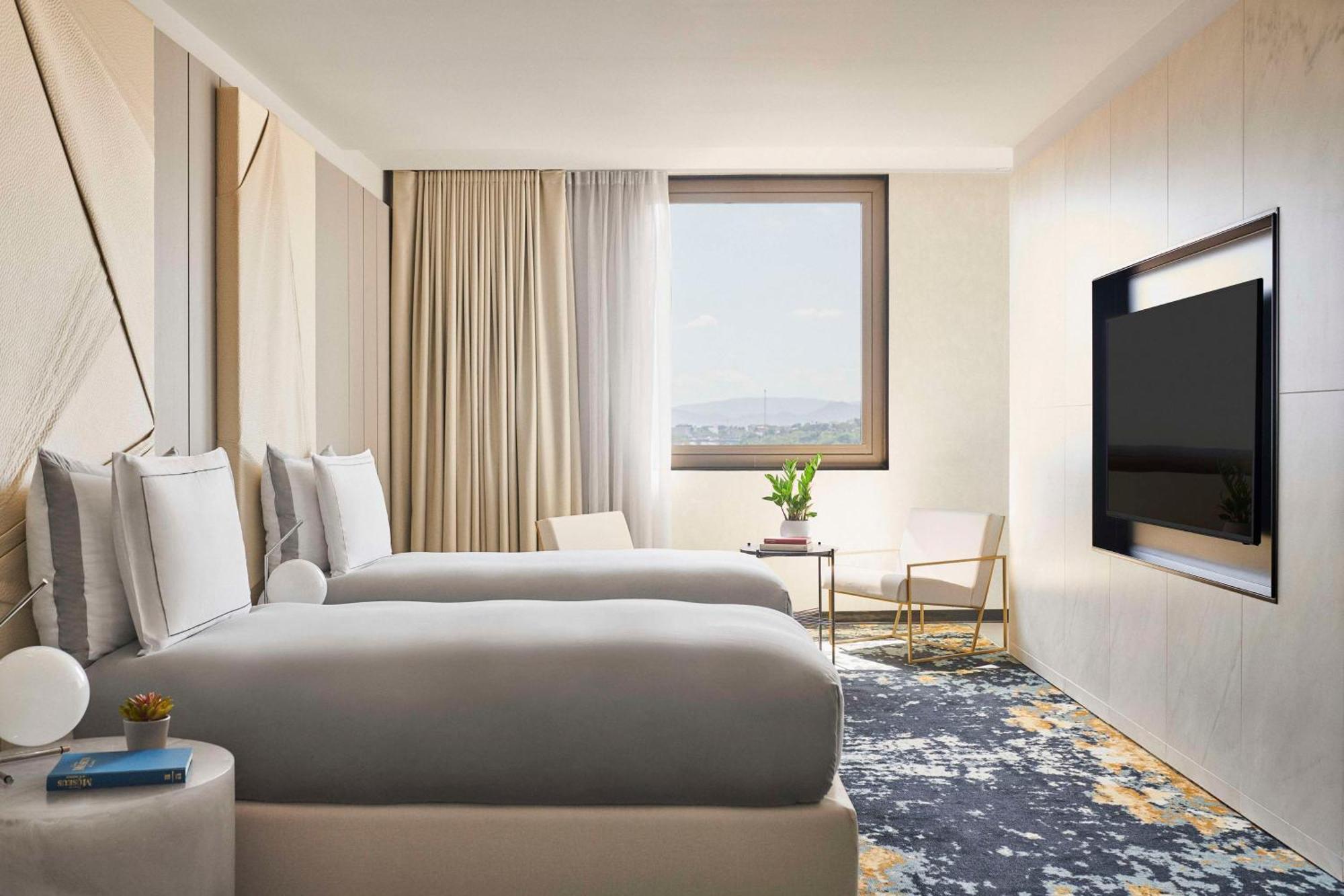 Grand Hyatt 5*